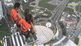 AJ HACKETT MACAU TOWER - AUDREY 1ST JUMP 20130718
