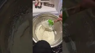 homemade white chocolate peppermint popcorn