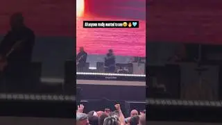 That gesture said EVERYTHING🥹🔥🩵#oasis #rock #oasislive #liamgallagher #noelgallagher #wonderwall