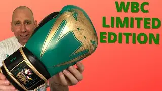 Venum Giant 2.0 WBC LIMITED EDITION BOXING GLOVE REVIEW