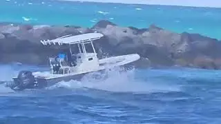 BOATING FUN AT THE HAULOVER INLET MIAMI FLORIDA