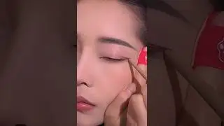 Quick Eye Makeup Tutorial for Beginners | Simple & Beautiful in Minutes #eyemakeup #shorts #trending