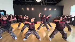 MegaCrew - Where them girls at 