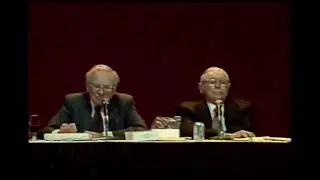 How Warren Buffett Would Invest a Small Amount of Money Buffett & Munger Explained