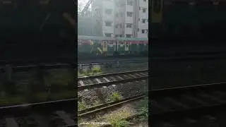 #Dadar railway station like and subscribe Express plus local gadi