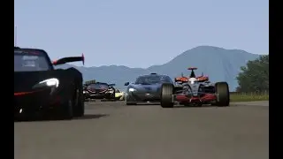 2007 McLaren-Mercedes MP4/22 Mika Häkkinen vs Supercars at Highlands