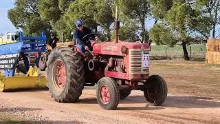 International AW7 driven by Trenton Gill from Adelaide, Mundoora  Vintage Tractor Pull, Australia
