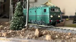Train Bleu et CC 7120