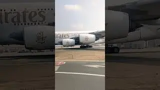 Jeddah Airport | Emirates airlines Arrival | #islamicvideo live #دعاء #ilovemohammadﷺ  #shorts