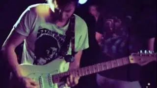 Health - Die Slow (Extended Intro) (Live in Vancouver) (04-02-2010)
