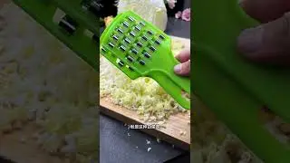 以后包包子包饺子再也不用刀剁了，用这个白菜擦特别方便，都是 小颗粒#厨房好物