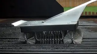 Grillinator Ultimate Grill Brush Demo