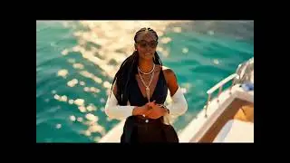 &ldquo;Hookah at 35,000 Feet?! $400 Sunbeds in Cancun + RIP Malcolm-Jamal Warner 💔 | Rattles Travel Tea&rdquo;