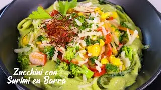 Receta: Fideos de zucchini y elote con 𝗦𝘂𝗿𝗶𝗺𝗶 𝗲𝗻 𝗕𝗮𝗿𝗿𝗮 en salsa de cilantro