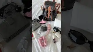 What&rsquo;s in my bag (Korean girl essentials)💄🛍️