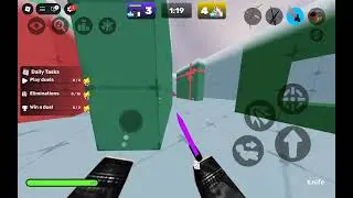 I play with my friend but knife is not the best 