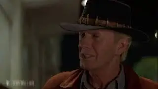 Crocodile Dundee in Los Angeles 2001 - Fighting Muggers Scene 6 of 10 - Movie Porium