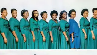 ABIGISHWA, NIKI CYADUTANYA NIYO NEZA ni zimwe mu ndirimbo zakunzwe cyane za Choire Tujyisiyoni 