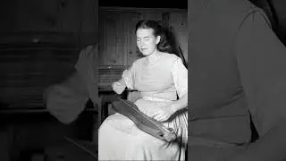 Jean Ritchie: Preserving the Voice of Appalachian Folk Music #history #visualhistory #photography