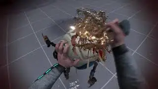 Fighting off 60 Crablets at once in Boneworks with just a knife