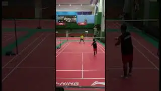 Mid court control and full smash 🏸