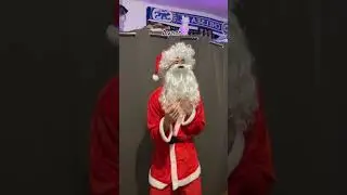 Le P&egrave;re No&euml;l avant vs maintenant 🤣
