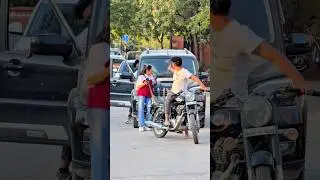 Beggar Prank on Gold Digger Girl 😎 #beggar #twist ​⁠@Lappusachin295