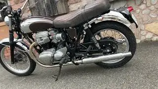 MOTOR ROCK  Kawasaki W650 Custom