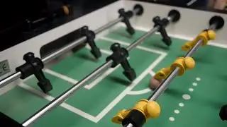 Tischfu&szlig;ballweltmeister Kevin Hundstorfer und Vladimir Drabik
