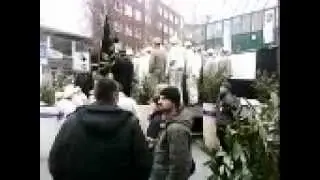 Junger Bergmann singt Hallelujah