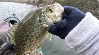 HOW TO CRAPPIE FISH CENTER HILL DAM