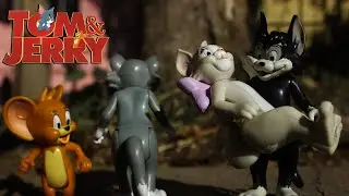 Tom y Jerry Película 2021 Figuras 4-Pack Friends & Foes: Tom, Jerry, Toots y Butch Reseña En ESPAÑOL