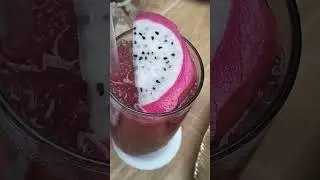 Экзотический коктейль на Невском, в центре Петербурга. Eat, drinks, travel, Saint-Petersburg