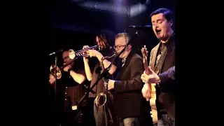 Ain’t No Guitar Hero - Documentary ( English - French )