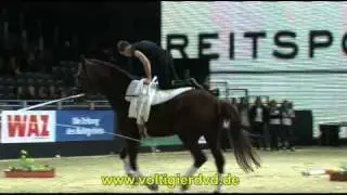 Equitana Vaulting Masters 2011 - 02 - Daniel Kaiser