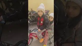 😏 बच्चों के खेलने के लिए अब दिल्ली में कोई ग्राउंड नहीं बचे 🥲 बच्चे अब घरों में क़ैद होके रह गए हैं।