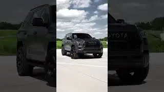 TOYOTA SEQUOIA 2025