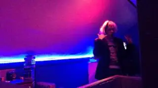 Lady GaGa (Luke Trinder) - Telephone (Radio 1 Weekend)