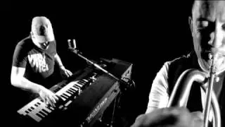 The Jazzinvaders ft. Frank Montis - Day by Day