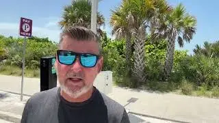 Beach front property for rent $9600 per month ￼#LidoBeach #LidoKey #StArmands ￼