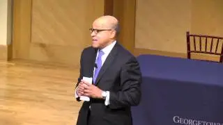 Dean Thomas Addresses Prospective Students at MSB Diversity Event