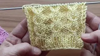 Оцените эластичный узор дорожки спицами.