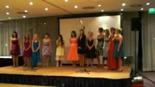 DKS-Abiturientinnen singen a capella beim Abiball!