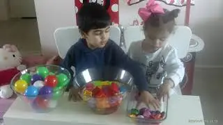 Eda and Can Funny Waterplay