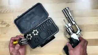 SPEED BEEZ&reg; Speed Loader 38/357 6 Shot Compatible with COLT Python&reg; with Pachmayer&reg; Grips