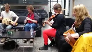 Jam Session - Vaka Folk Festival