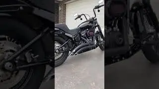 Softail Streetbob Vance & Hines Big Radius Idle