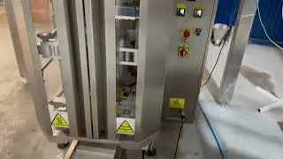 ENVASEF: Pruebas de l&iacute;nea autom&aacute;tica para dosificado y envasado de hojas de Laurel