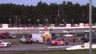 Small Block 350 Super Modified Heat start and lap 1 crash