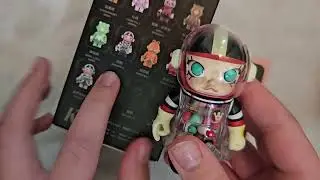 Unboxing Pop Mart Mega Space Molly mystery figure #mysterytoyunboxing #toyboxtreasures 